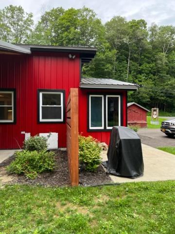 Froggy Goggle Barn Marathon Exterior foto